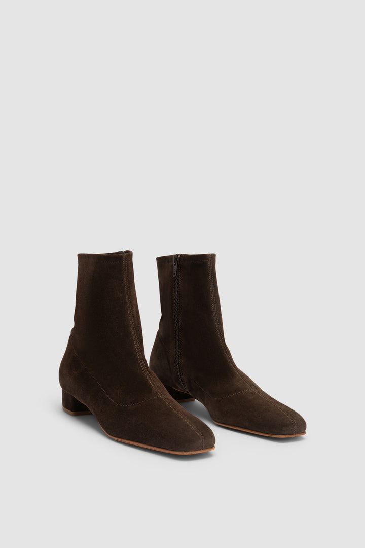 Este Ristretto Suede Leather Ankle Boot