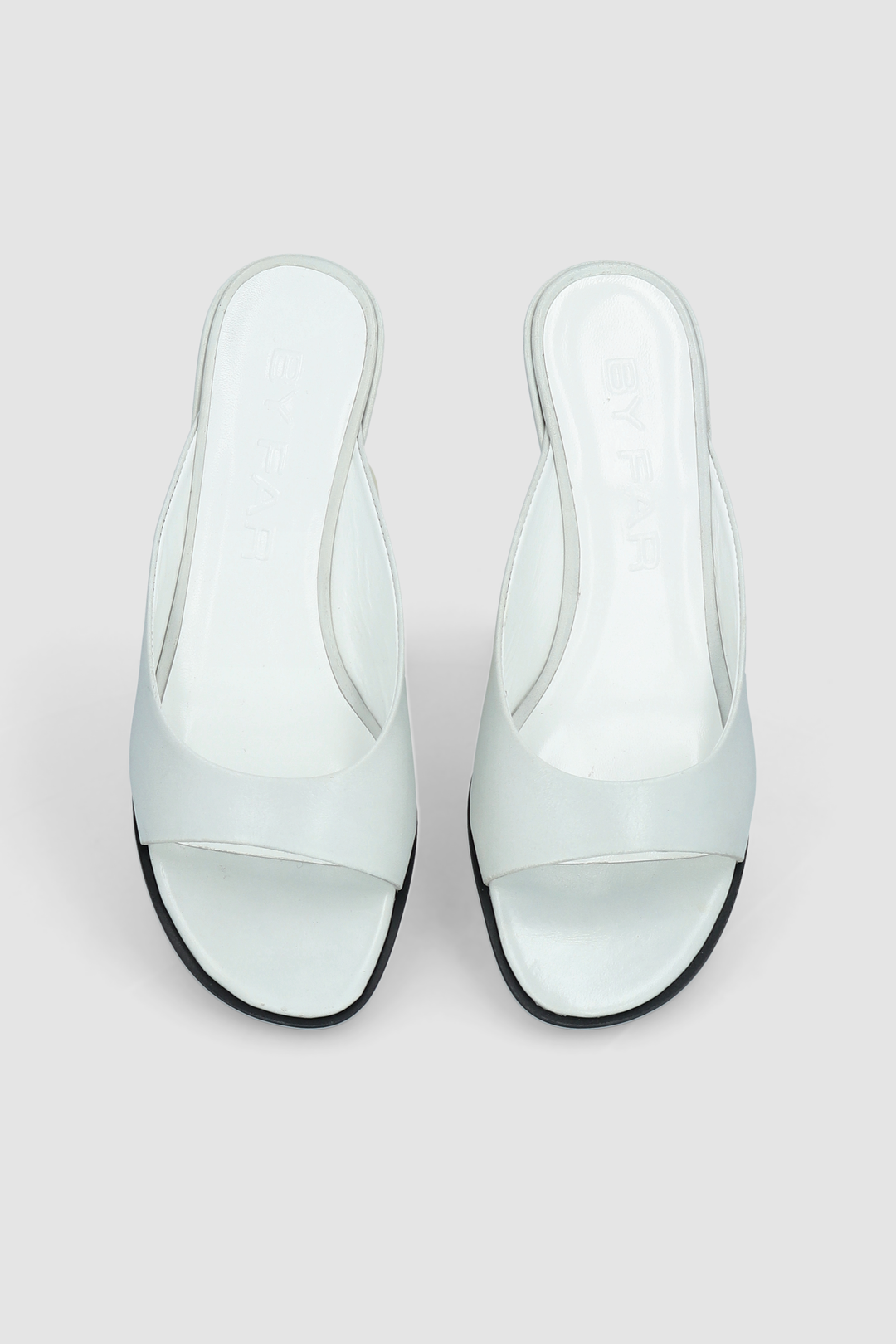 Caroo Burrata Creased Calf Leather Mule