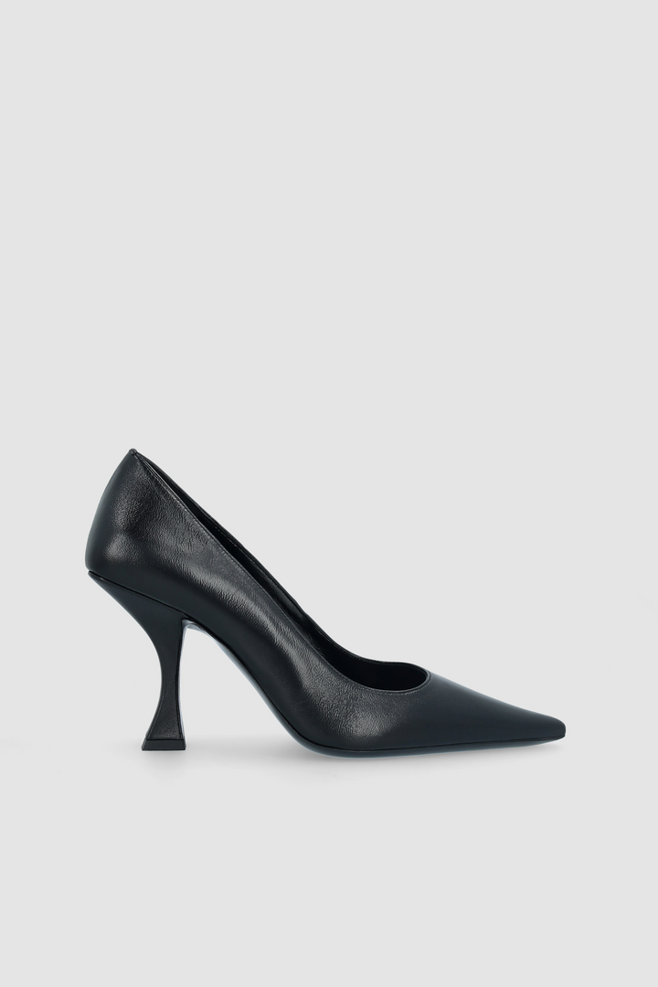 Viva Black Creased Leather Pump