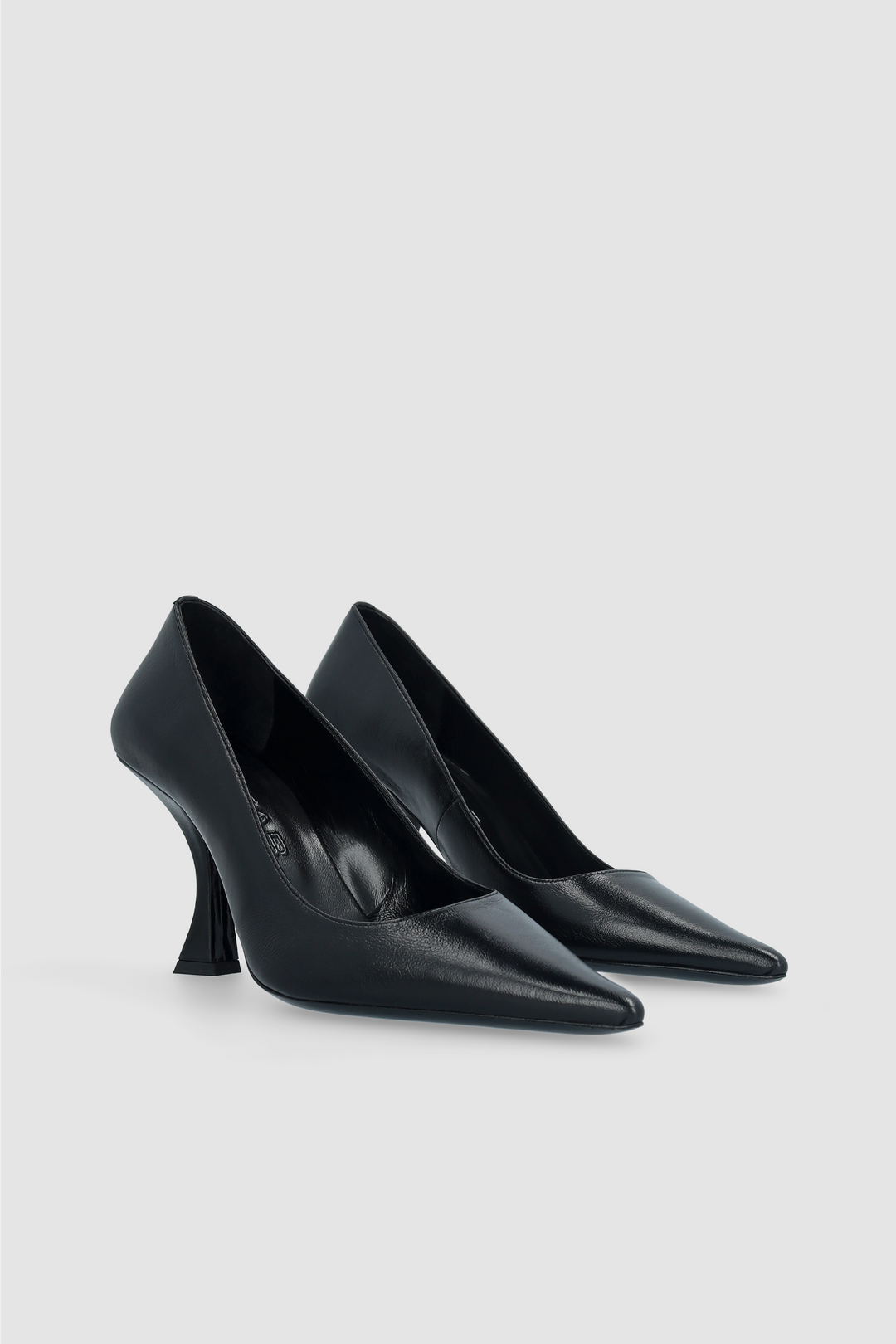 Viva Black Creased Leather Pump