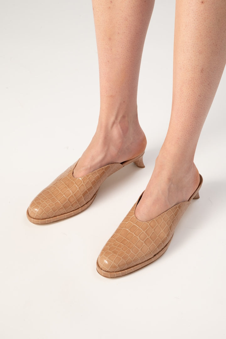 Babylady Light Tan Croco Embossed Leather Slip-On Mule