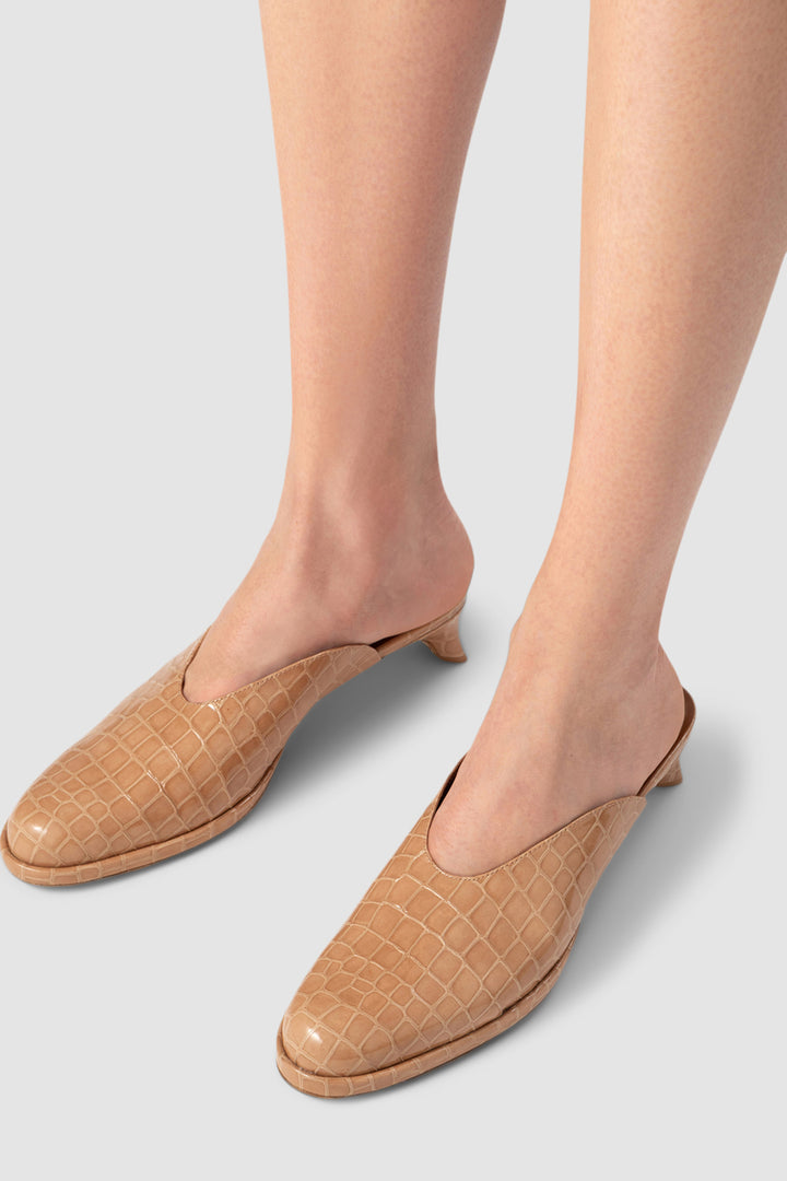 Babylady Light Tan Croco Embossed Leather Slip-On Mule