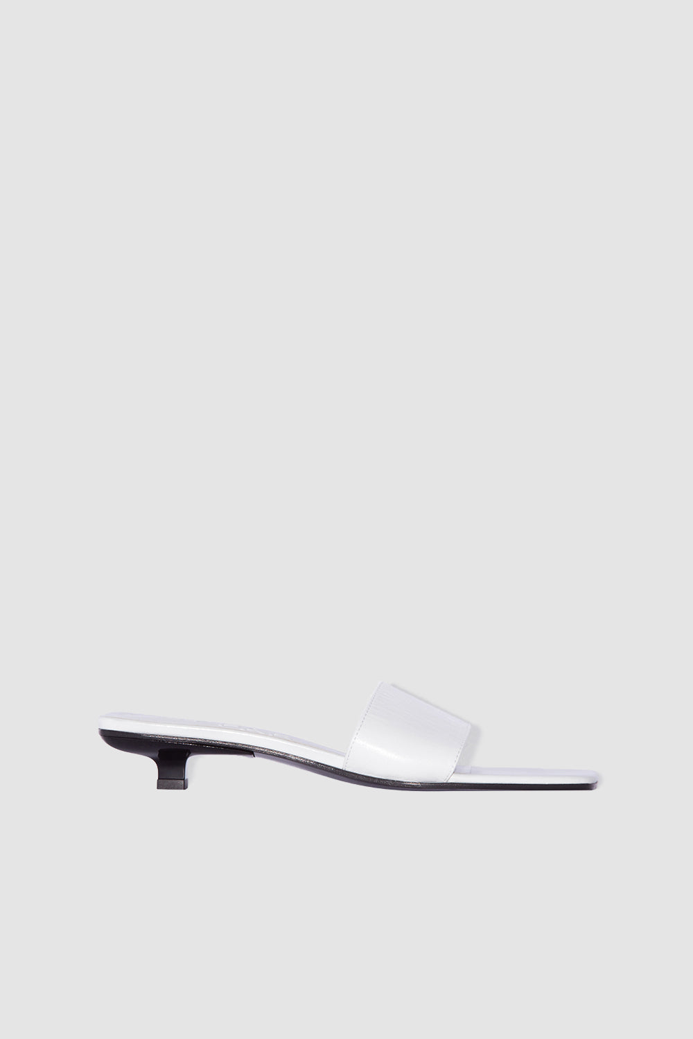 SHOES – BY FAR