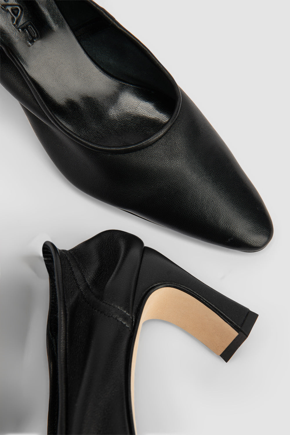 Carre 89 Leather Pump
