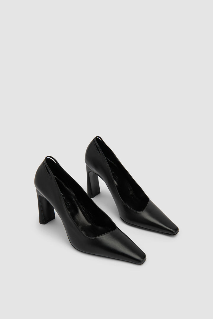 Diva Leather Pump