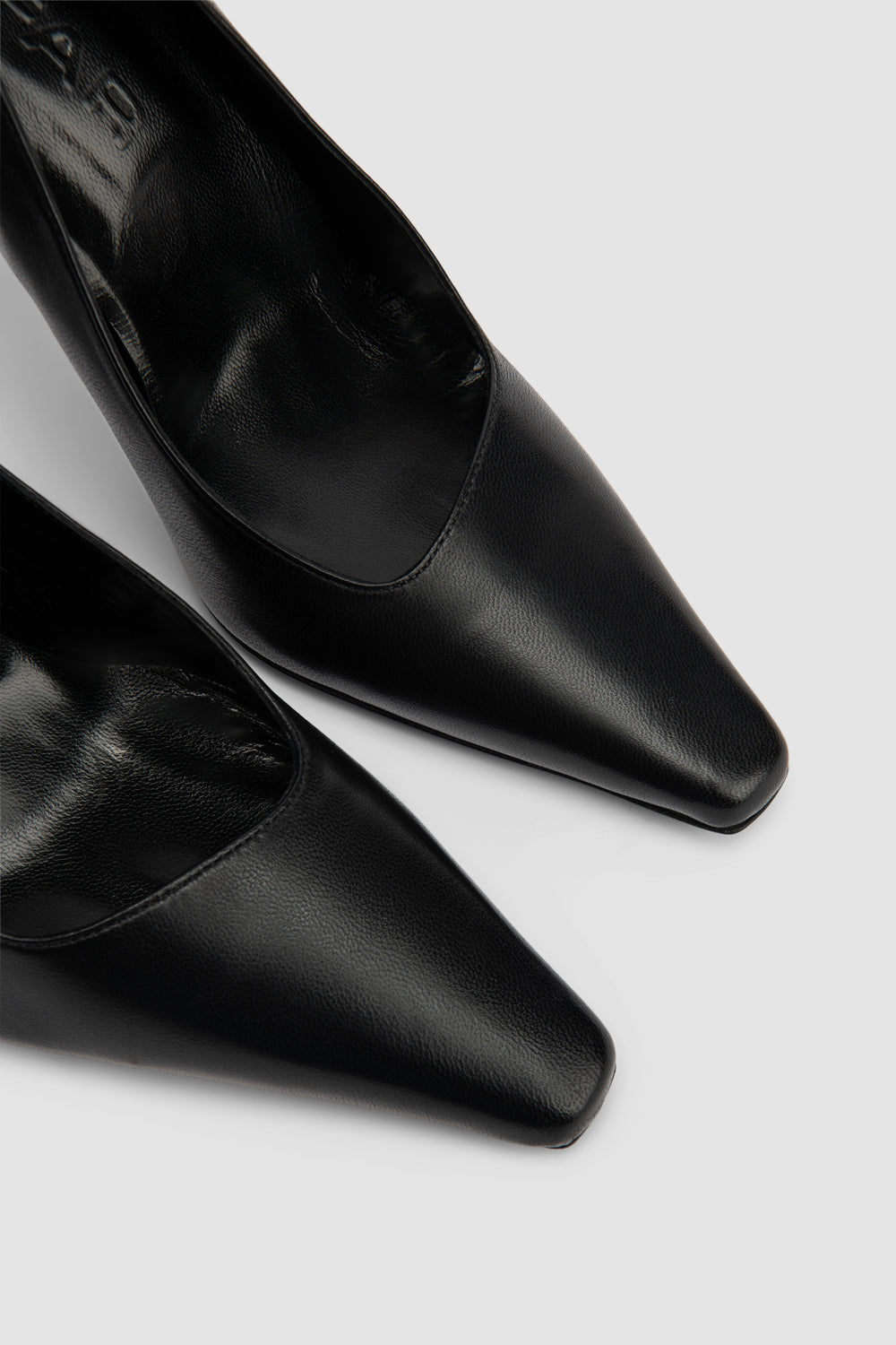 Diva Leather Pump