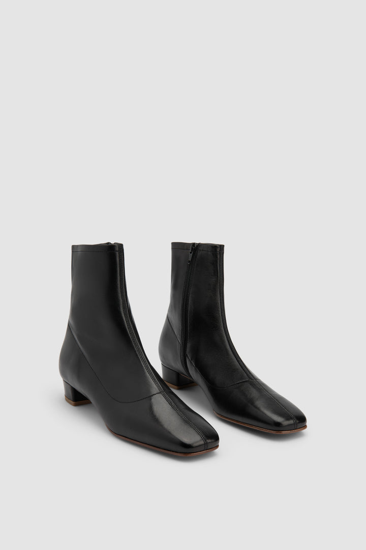 Este Black Leather Ankle Boot