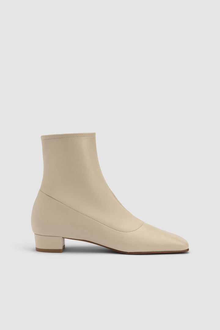 Este White Leather Ankle Boot