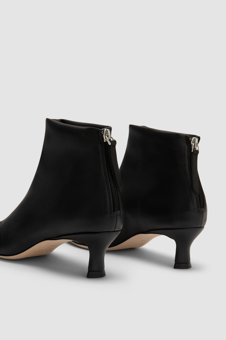 Kitten Stevie 22 Black Stretch Nappa Leather Ankle Boot