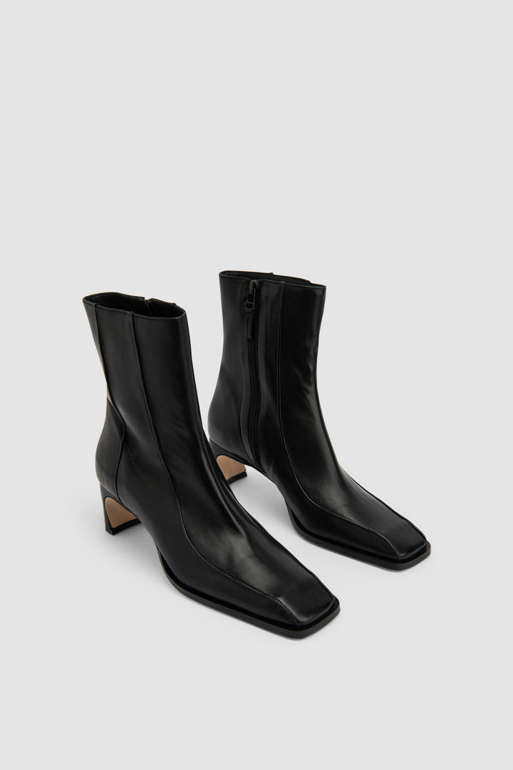 Nieves Ankle Boot Leather Ankle Boot