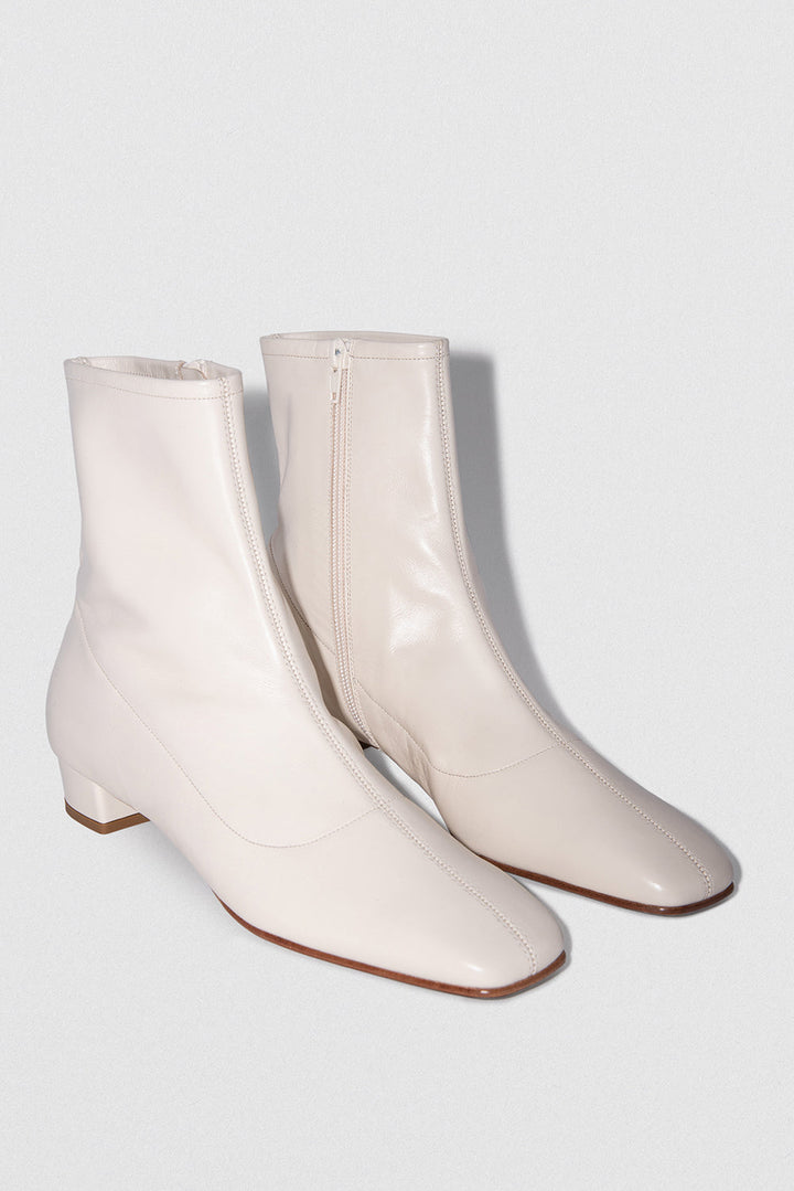 Este White Leather Ankle Boot