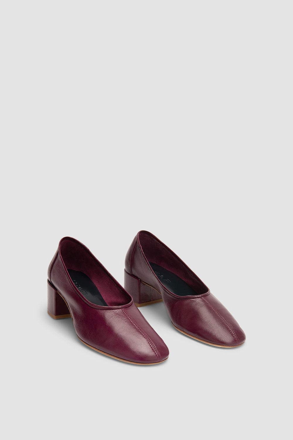 Prudence 45 Raisin Creased Leather Pump
