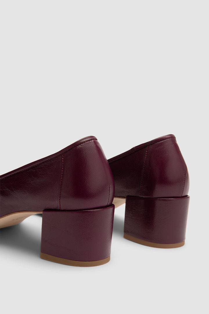 Prudence 45 Raisin Creased Leather Pump