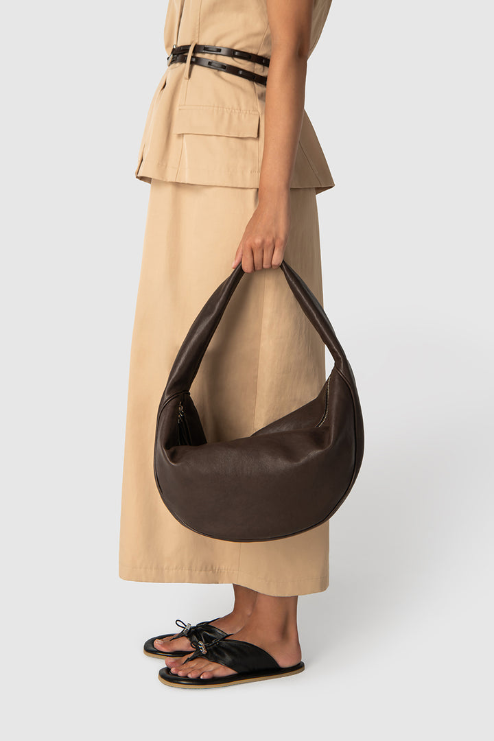 Maxi Cush Ristretto Washed Leather Shoulder Bag