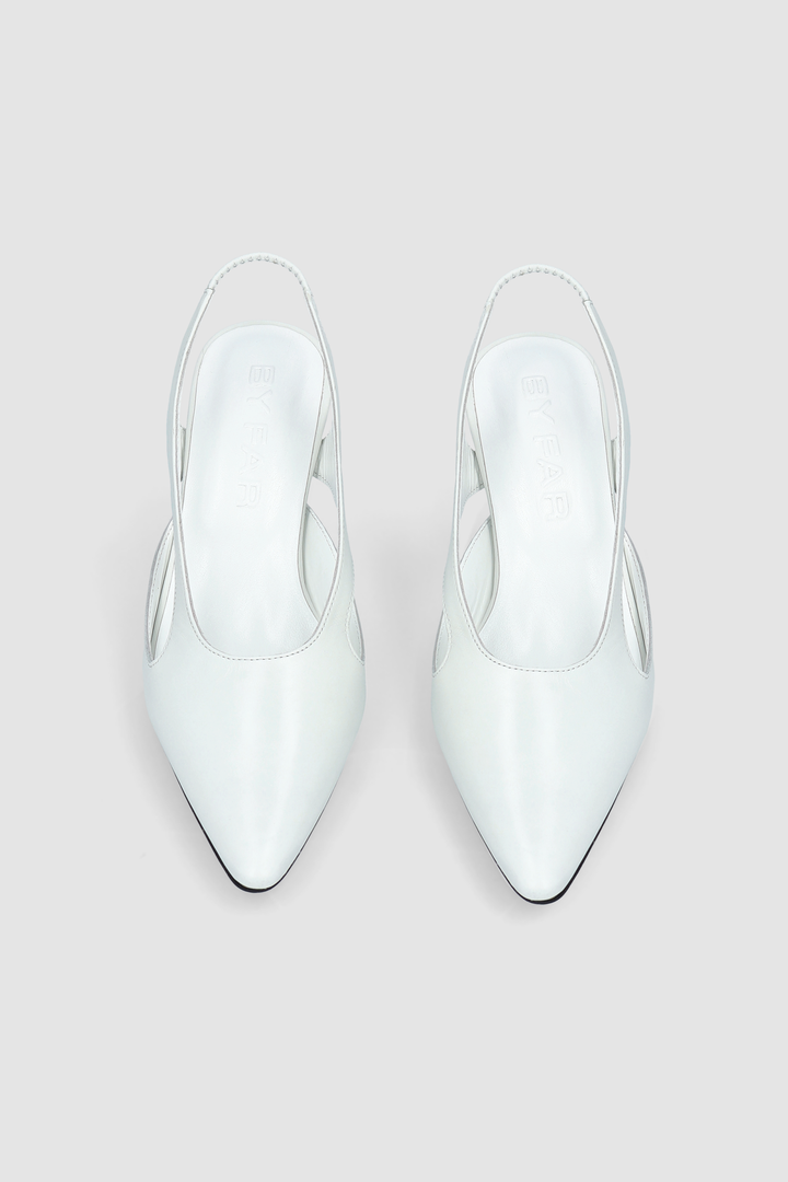 Runa Burrata Creased Calf Leather Slingback Pump