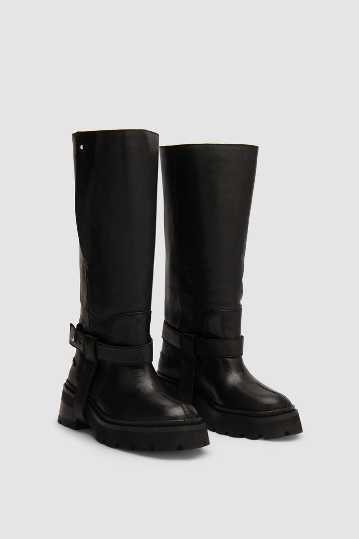 Yaka Boot Black Washed Leather