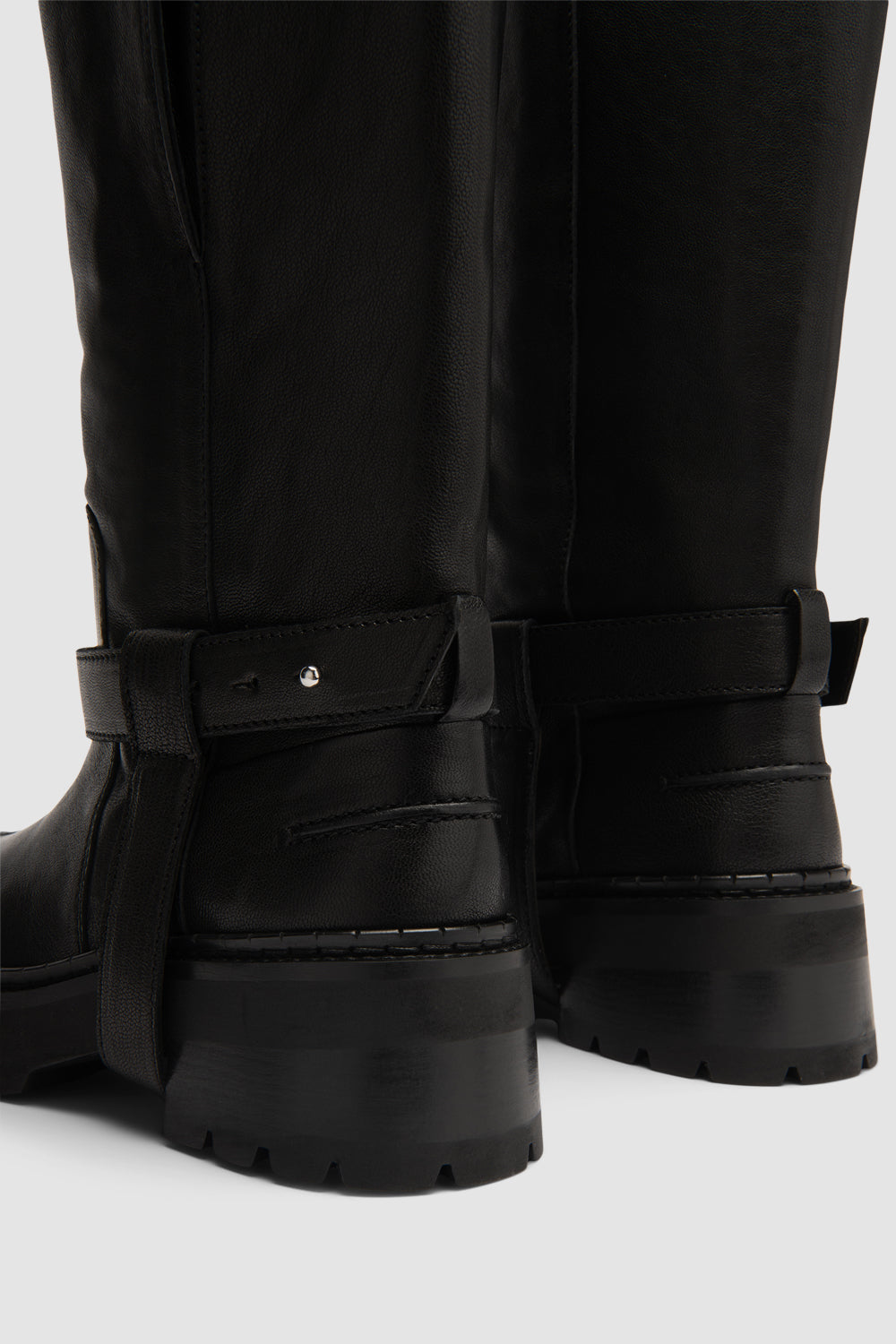 Yaka Boot Black Washed Leather