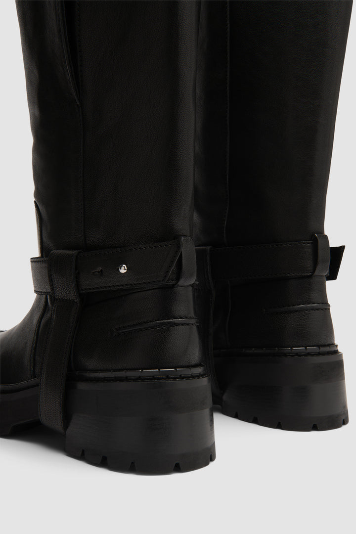 Yaka Boot Black Washed Leather